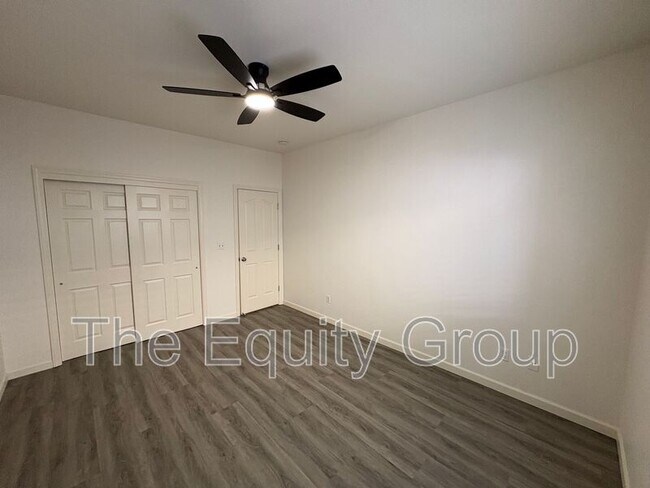 Building Photo - 1106 N Crenshaw St