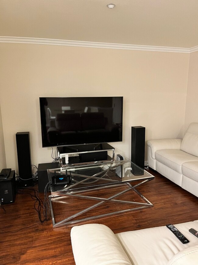 Living Room - 3470 Coastline Pl