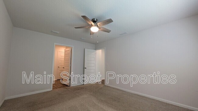Building Photo - 10624 Queens Gate Cir