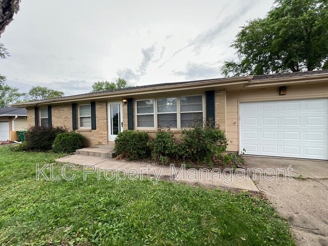 Building Photo - 1222 SW Ordnance Road