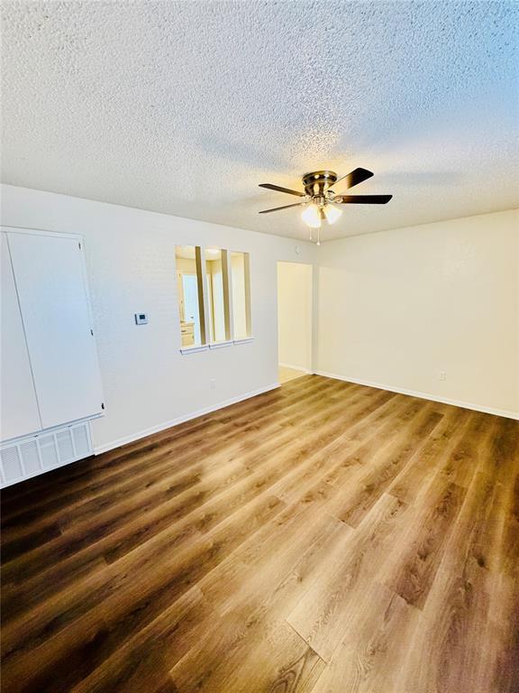 Building Photo - 1901 E Lindsey St