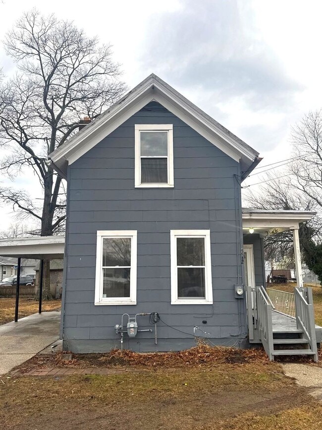 Primary Photo - Single Family Two Bedroom House