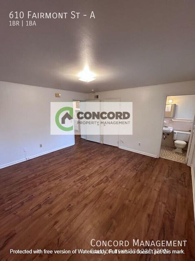 Building Photo - 610 Fairmont St