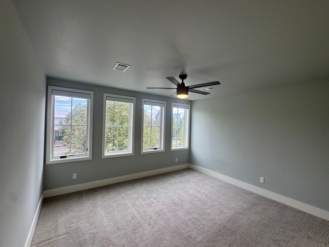 Building Photo - 1817 Runway Blvd