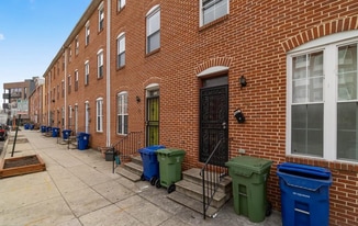 Building Photo - 139 W Hamburg St