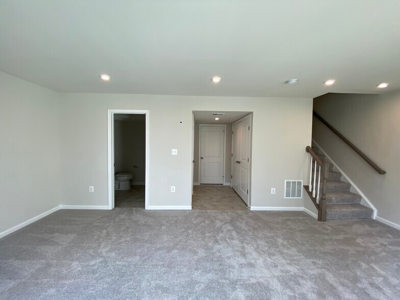 Building Photo - 3969 Shire Meadow Ln