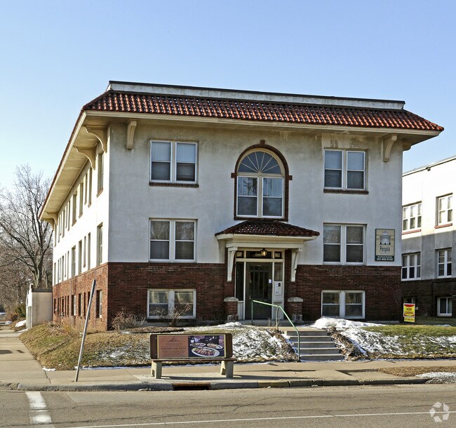 The 1160 Grand Ave Saint Paul MN 55105 Apartment Finder