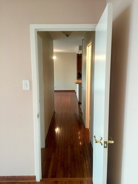 Building Photo - 211 E Ohio St