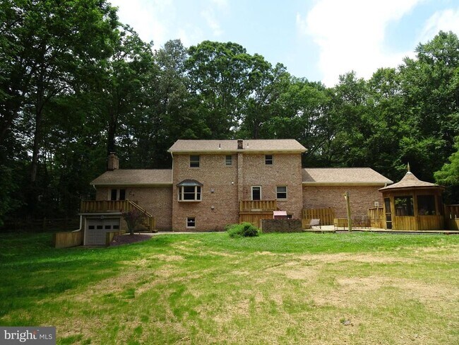 Building Photo - 3842 Stoneybrook Rd