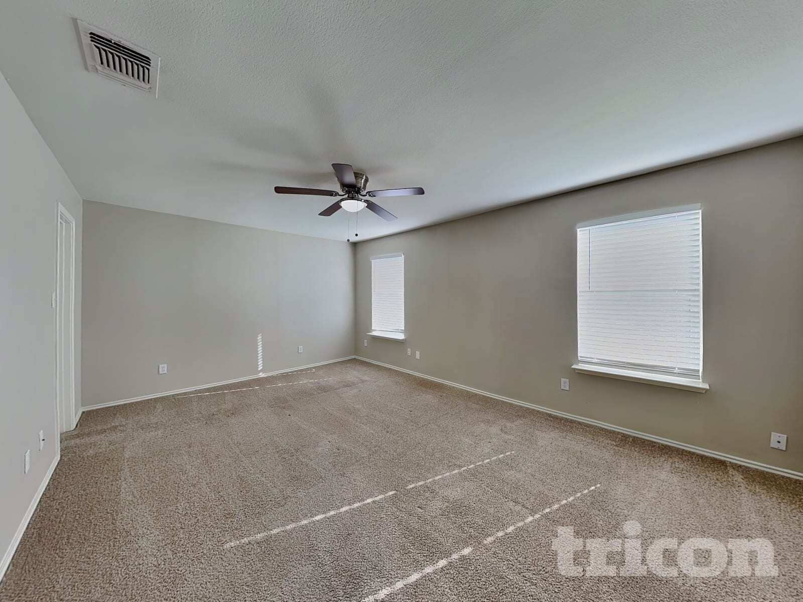 Building Photo - 2726 Candle Ridge Dr