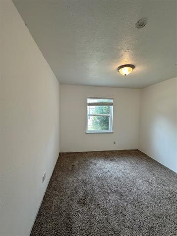 Building Photo - 553 Hightrail Dr