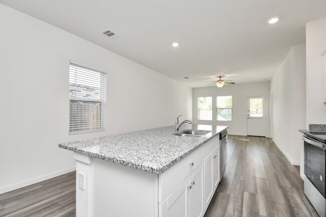 Building Photo - 13427 Harrow Park Ln