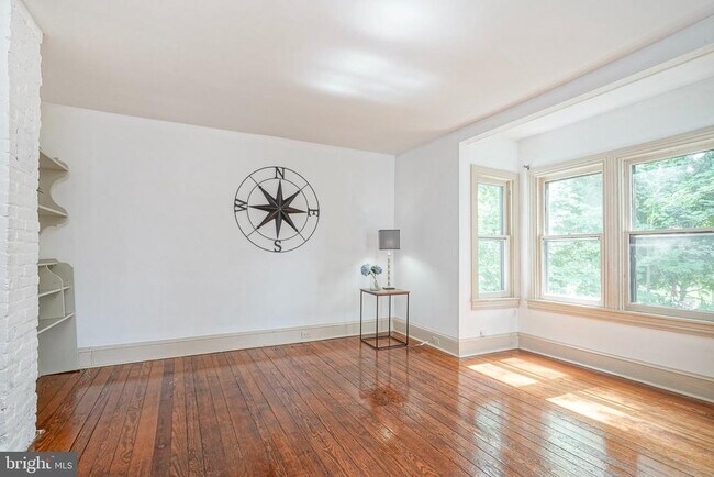 Building Photo - 315 Chestnut St