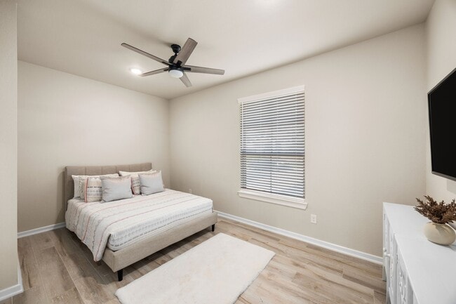 Building Photo - 15850 Black Grouse Dr