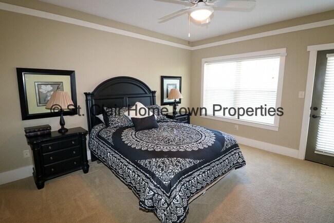 Building Photo - Furnished Condo on Logan Martin Lake