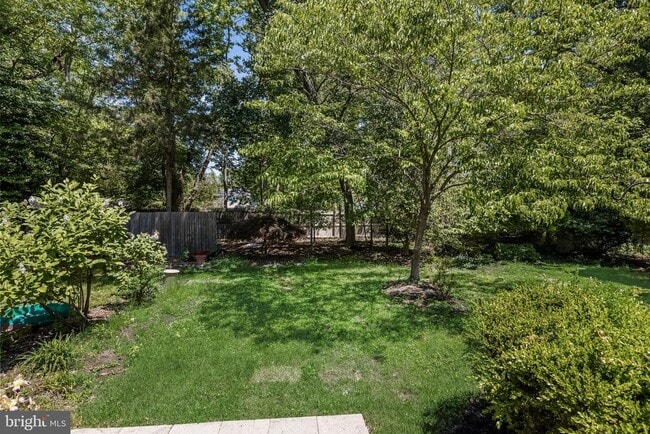 Building Photo - 13 Wisina Ct