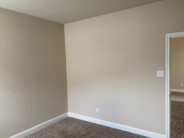 Building Photo - 705 Buffalo Creek Dr