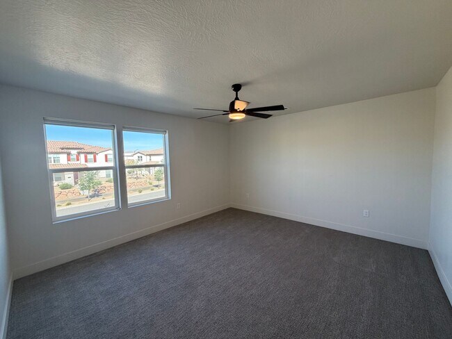 Building Photo - 5515 S Carnelian Pkwy