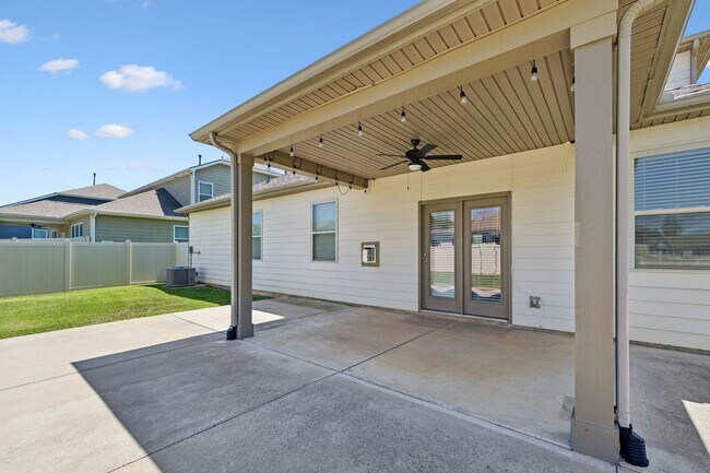 Building Photo - 6430 Hickory Bell Dr