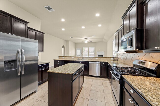 Building Photo - 6019 Schooner Cove