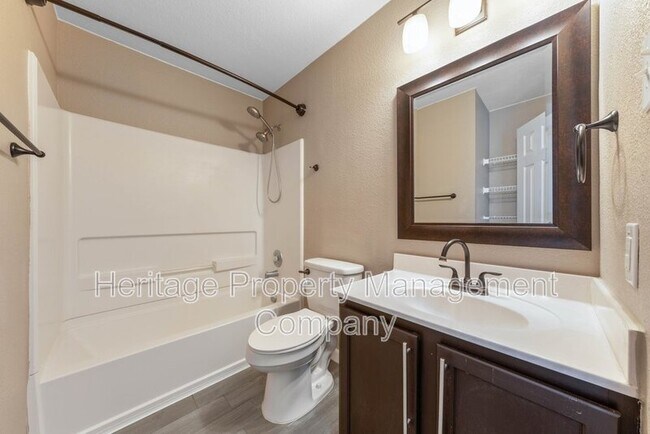 Building Photo - 219 Coriander Bend