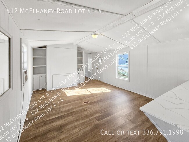 Building Photo - 412 McElhaney Rd