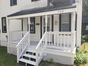 Building Photo - 703 Jones St