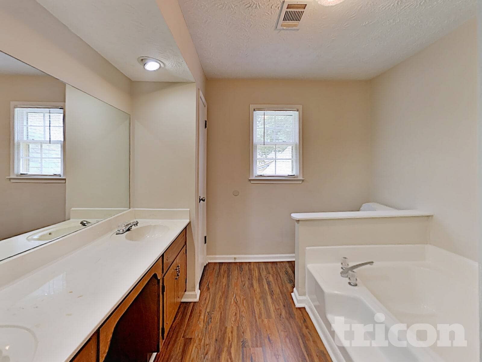 Building Photo - 740 Cedar Farms Dr