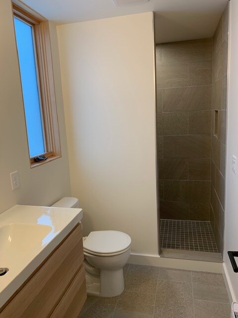 Building Photo - 926 Cleveland St.