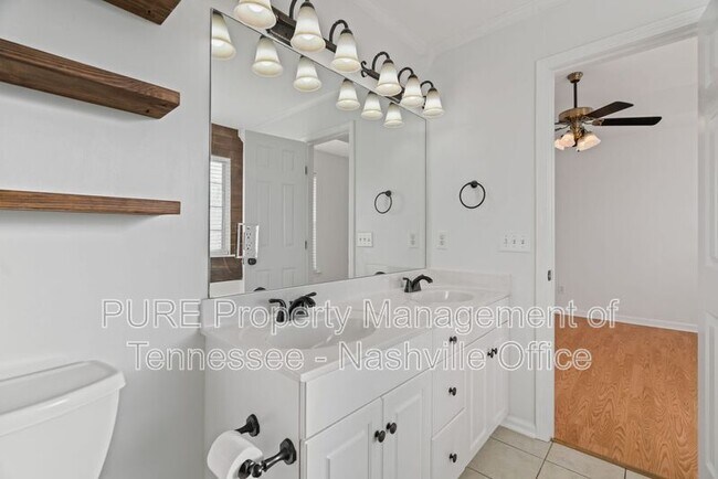 Building Photo - 2955 Hearthside Dr