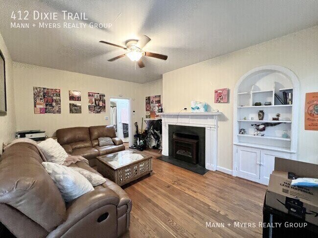 Building Photo - 412 Dixie Trail