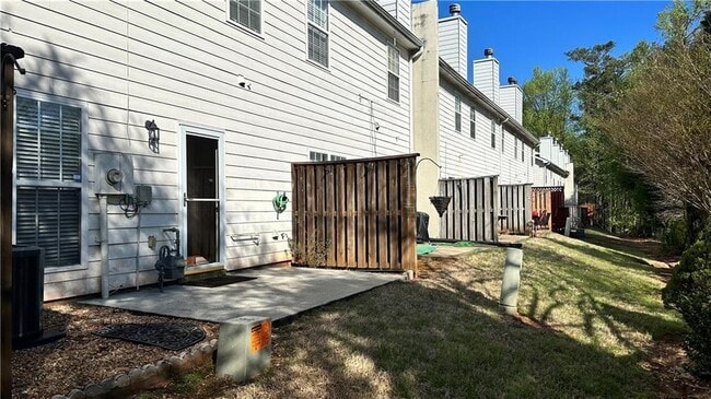 Building Photo - 1011 Primrose View Cir NW