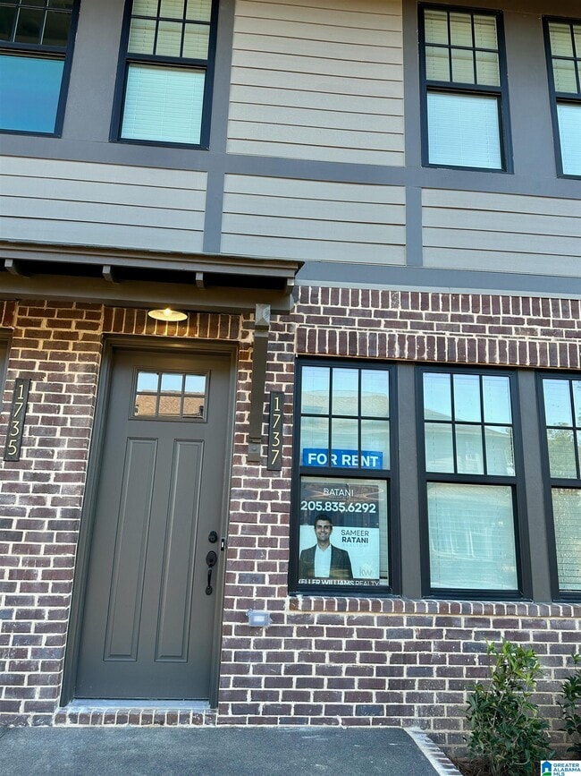 Building Photo - 1737 Monkton Ln