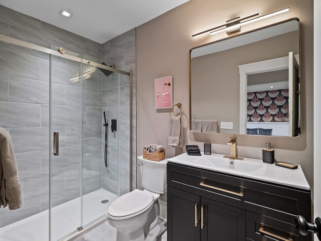 Building Photo - 6110 Ellen Ave