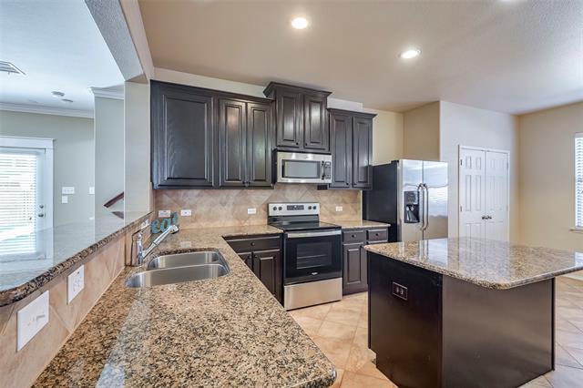 Building Photo - 15521 Landing Creek Ln