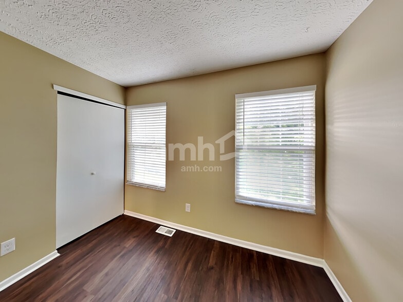 Building Photo - 3019 Olson Pl