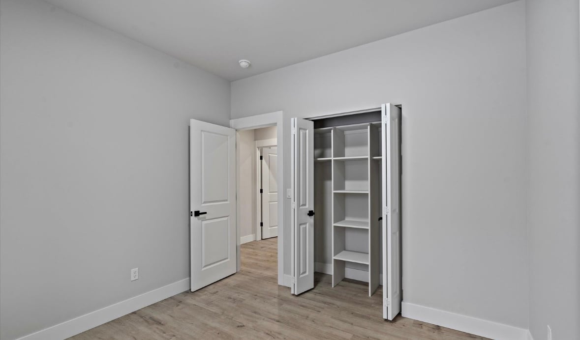 Building Photo - 3990 S Birch Cove Dr
