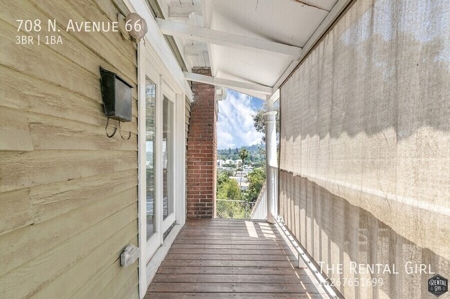 Building Photo - 708 N Avenue 66