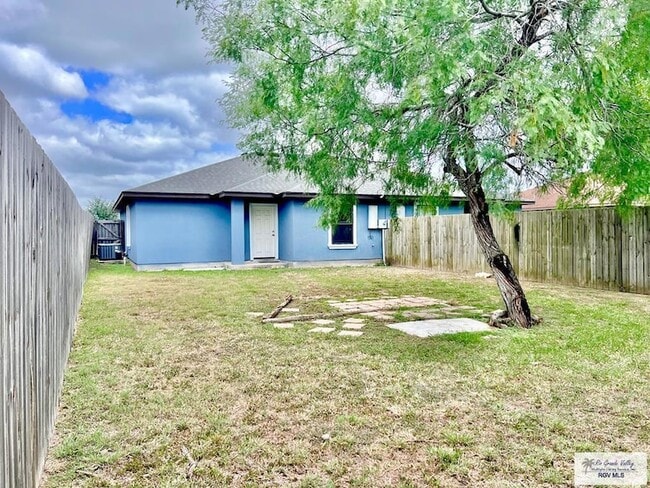 Building Photo - 6625 Garden Woods Ave