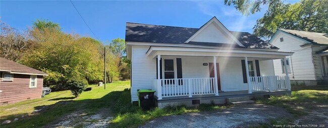 Building Photo - 233 W Barbee St