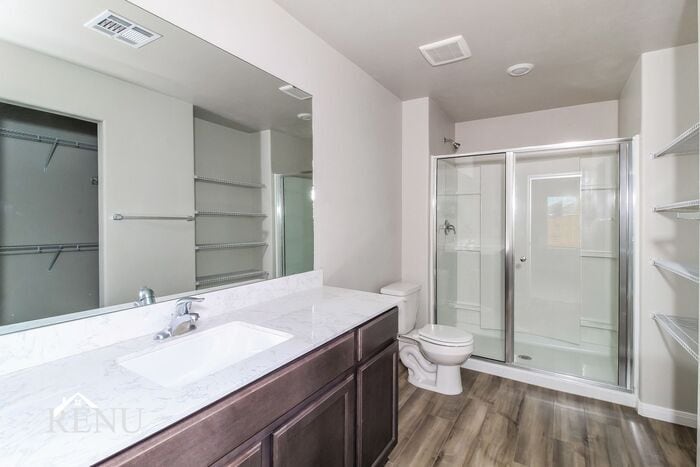 Building Photo - 1617 Maroon Dr