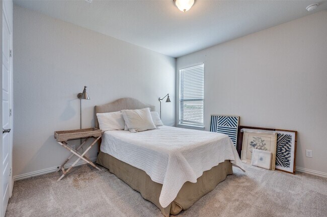 Building Photo - 3305 Ironstone Rd