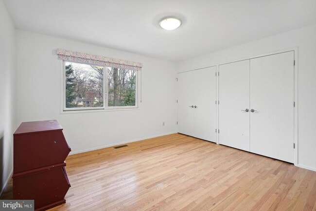 Building Photo - 7700 Hamilton Spring Rd