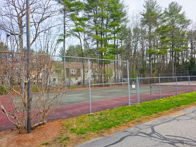 Building Photo - 8 Northbrook Dr