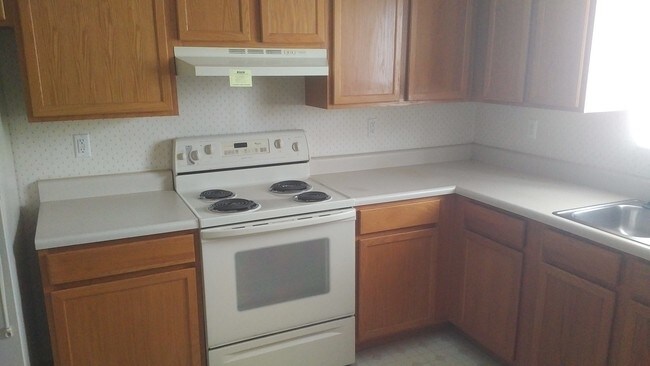 Building Photo - 110 Lauren Cir