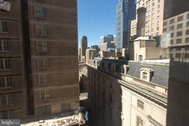 Building Photo - 1411 Walnut St
