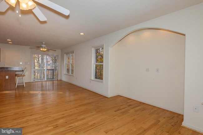 Building Photo - 3311 Mission Rd