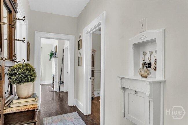 Building Photo - 1108 Bonaventure Rd