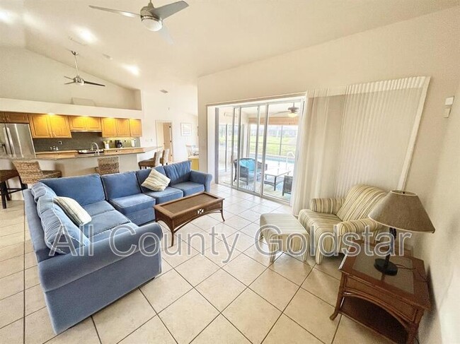 Building Photo - 9 Medalist Way