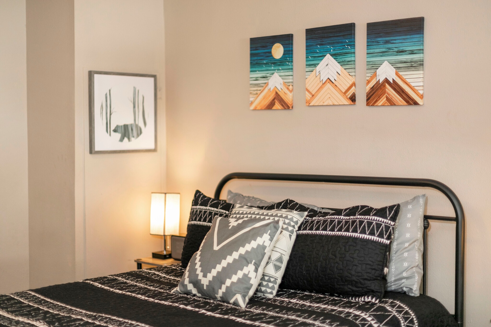 Building Photo - 23600 NE 10th Ave